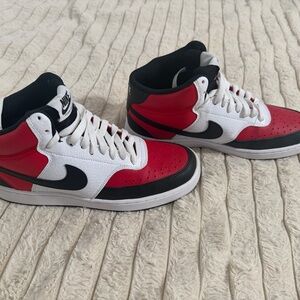 Nike Court Vision Mid sneaker